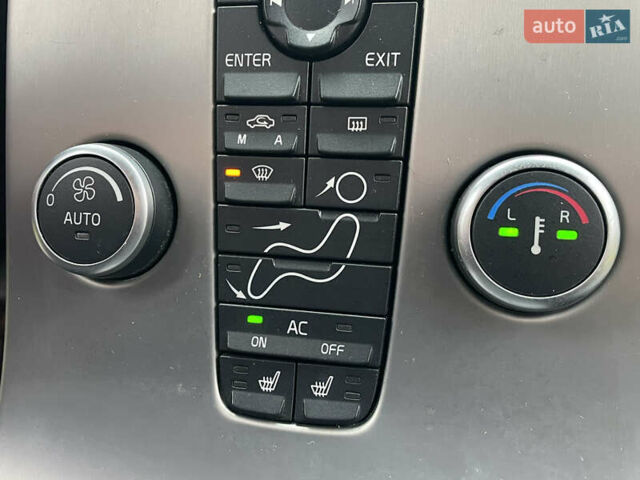 Черный Вольво В50, объемом двигателя 1.8 л и пробегом 189 тыс. км за 6950 $, фото 64 на Automoto.ua