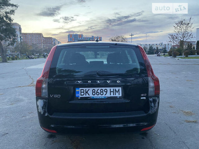 Черный Вольво В50, объемом двигателя 1.6 л и пробегом 254 тыс. км за 6200 $, фото 11 на Automoto.ua