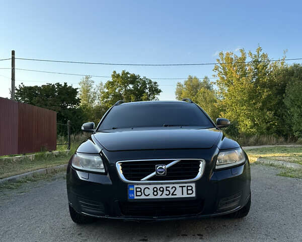 Чорний Вольво V50, об'ємом двигуна 1.98 л та пробігом 260 тис. км за 6299 $, фото 1 на Automoto.ua