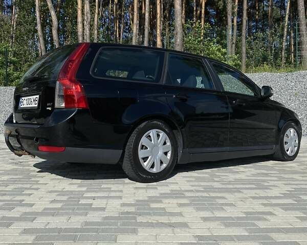 Черный Вольво В50, объемом двигателя 1.6 л и пробегом 234 тыс. км за 6000 $, фото 10 на Automoto.ua