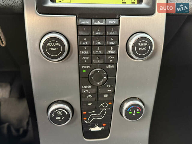 Чорний Вольво V50, об'ємом двигуна 1.6 л та пробігом 285 тис. км за 6999 $, фото 45 на Automoto.ua