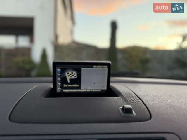 Чорний Вольво V50, об'ємом двигуна 1.6 л та пробігом 225 тис. км за 6950 $, фото 114 на Automoto.ua