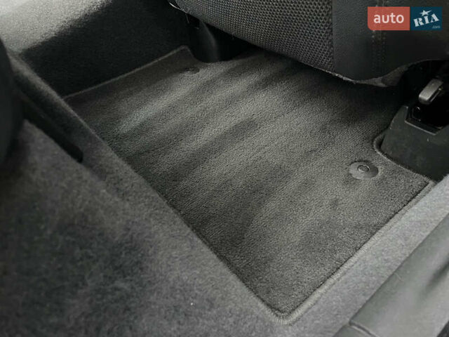 Черный Вольво В50, объемом двигателя 1.8 л и пробегом 189 тыс. км за 6950 $, фото 35 на Automoto.ua