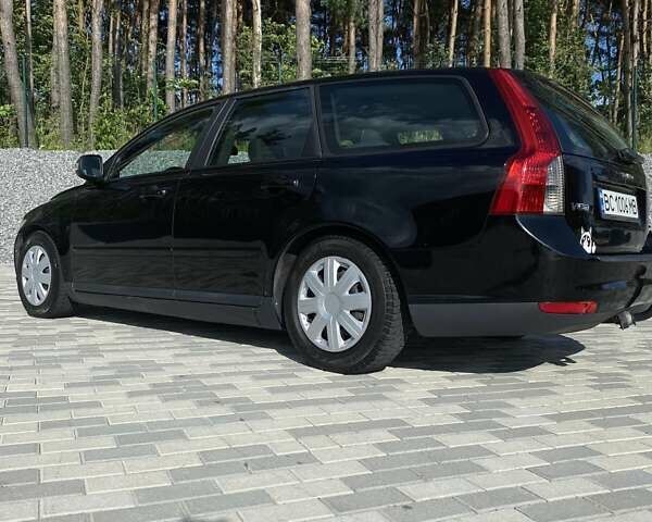 Черный Вольво В50, объемом двигателя 1.6 л и пробегом 234 тыс. км за 6000 $, фото 9 на Automoto.ua