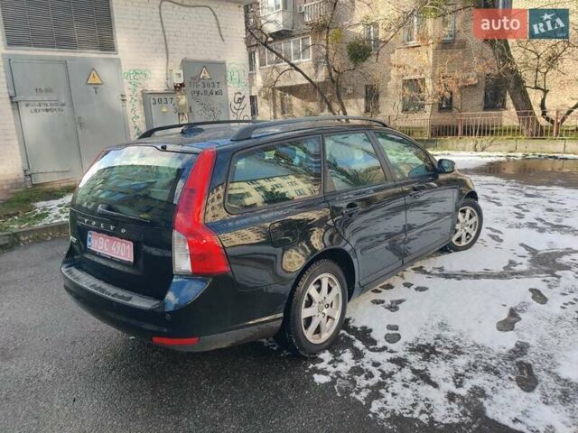 Чорний Вольво V50, об'ємом двигуна 1.6 л та пробігом 192 тис. км за 5700 $, фото 3 на Automoto.ua