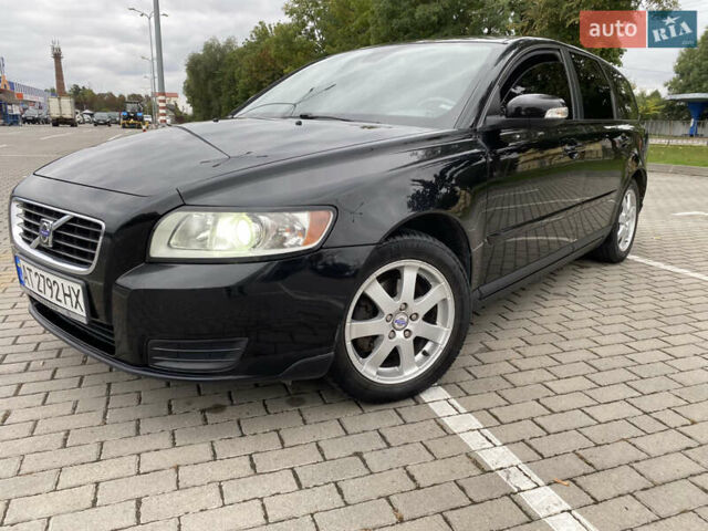 Черный Вольво В50, объемом двигателя 1.6 л и пробегом 295 тыс. км за 5700 $, фото 34 на Automoto.ua