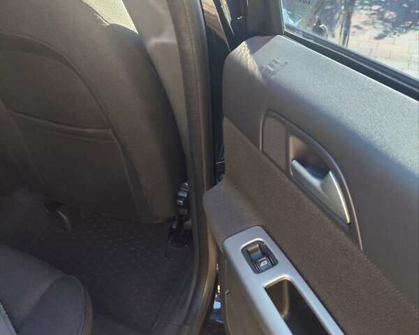 Черный Вольво В50, объемом двигателя 1.6 л и пробегом 189 тыс. км за 7350 $, фото 39 на Automoto.ua