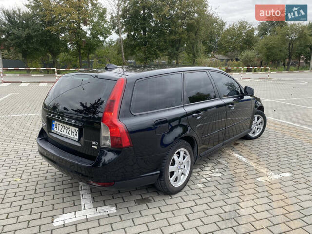 Черный Вольво В50, объемом двигателя 1.6 л и пробегом 295 тыс. км за 5700 $, фото 31 на Automoto.ua