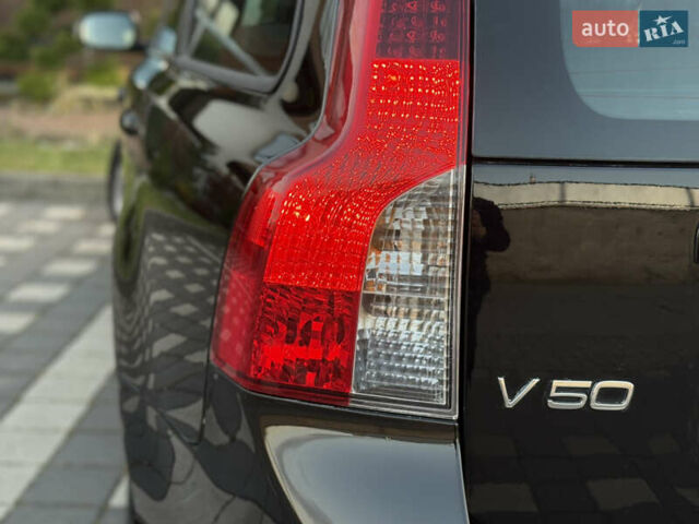 Чорний Вольво V50, об'ємом двигуна 1.6 л та пробігом 225 тис. км за 6950 $, фото 77 на Automoto.ua