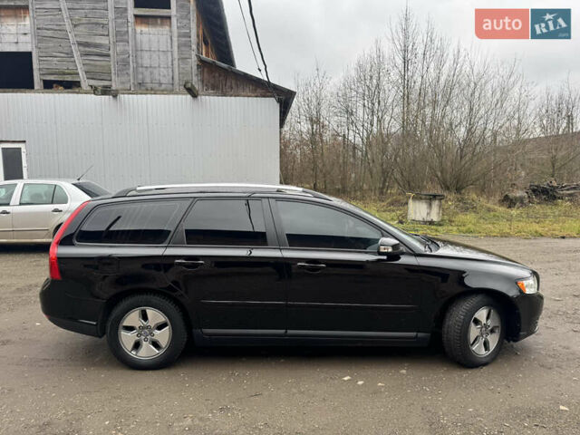 Черный Вольво В50, объемом двигателя 1.56 л и пробегом 213 тыс. км за 6599 $, фото 3 на Automoto.ua