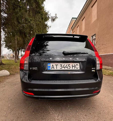Чорний Вольво V50, об'ємом двигуна 1.6 л та пробігом 190 тис. км за 6600 $, фото 4 на Automoto.ua