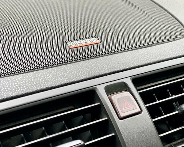 Чорний Вольво V50, об'ємом двигуна 2 л та пробігом 270 тис. км за 7200 $, фото 39 на Automoto.ua