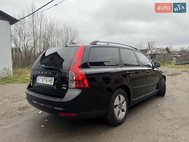 Черный Вольво В50, объемом двигателя 1.56 л и пробегом 213 тыс. км за 6599 $, фото 4 на Automoto.ua