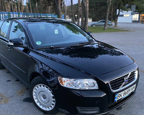 Черный Вольво В50, объемом двигателя 1.6 л и пробегом 254 тыс. км за 6200 $, фото 52 на Automoto.ua