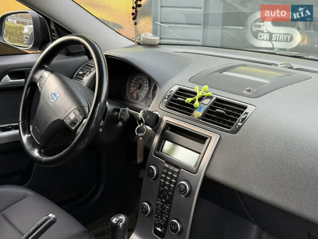 Чорний Вольво V50, об'ємом двигуна 1.6 л та пробігом 285 тис. км за 6999 $, фото 26 на Automoto.ua