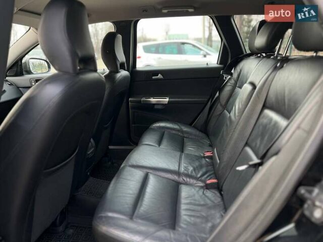 Черный Вольво В50, объемом двигателя 1.56 л и пробегом 304 тыс. км за 6400 $, фото 14 на Automoto.ua