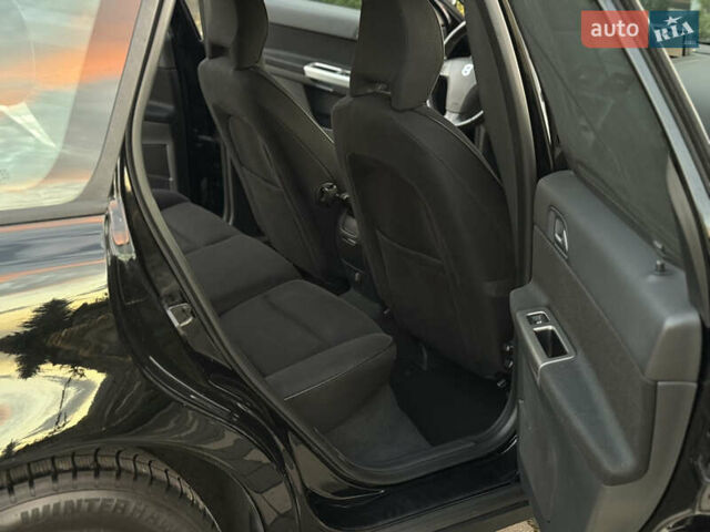 Чорний Вольво V50, об'ємом двигуна 1.6 л та пробігом 225 тис. км за 6950 $, фото 122 на Automoto.ua