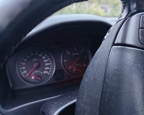 Черный Вольво В50, объемом двигателя 2 л и пробегом 306 тыс. км за 7500 $, фото 5 на Automoto.ua