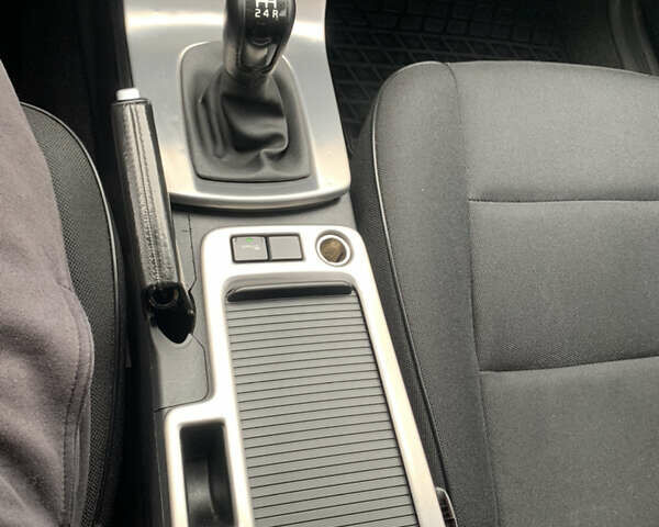 Вольво В50 2009 в Новониколаевке на Automoto.ua Черный Вольво В50, объемом двигателя 1.56 л и пробегом 246 тыс. км за 6500 $, фото 26 на Automoto.ua