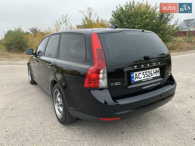 Вольво В50 2009 в Новониколаевке на Automoto.ua Черный Вольво В50, объемом двигателя 1.56 л и пробегом 246 тыс. км за 6500 $, фото 12 на Automoto.ua