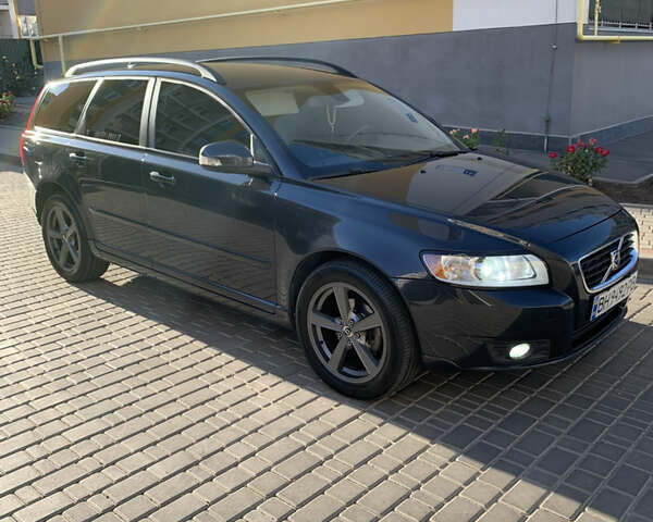 Вольво В50 2009 в Одессе на Automoto.ua Черный Вольво В50, объемом двигателя 1.56 л и пробегом 280 тыс. км за 7100 $, фото 1 на Automoto.ua