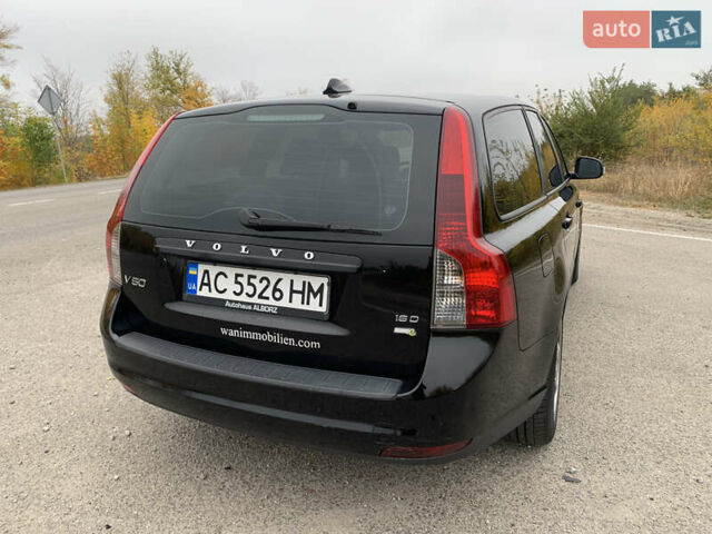 Вольво В50 2009 в Новониколаевке на Automoto.ua Черный Вольво В50, объемом двигателя 1.56 л и пробегом 246 тыс. км за 6500 $, фото 9 на Automoto.ua