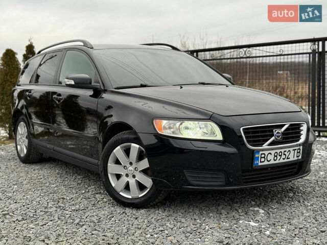 Чорний Вольво V50, об'ємом двигуна 1.98 л та пробігом 260 тис. км за 7150 $, фото 4 на Automoto.ua