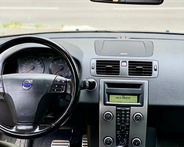 Чорний Вольво V50, об'ємом двигуна 2 л та пробігом 270 тис. км за 7200 $, фото 46 на Automoto.ua