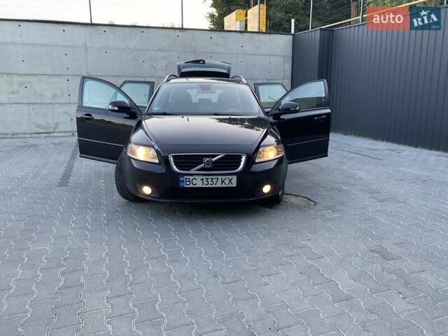 Чорний Вольво V50, об'ємом двигуна 1.56 л та пробігом 235 тис. км за 6990 $, фото 10 на Automoto.ua