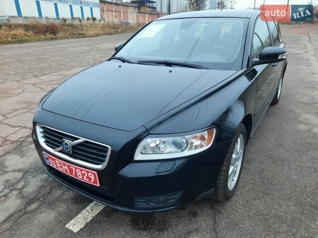 Черный Вольво В50, объемом двигателя 1.6 л и пробегом 185 тыс. км за 7300 $, фото 135 на Automoto.ua