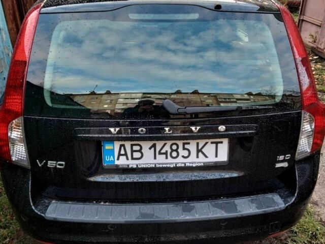 Чорний Вольво V50, об'ємом двигуна 1.6 л та пробігом 260 тис. км за 7300 $, фото 2 на Automoto.ua
