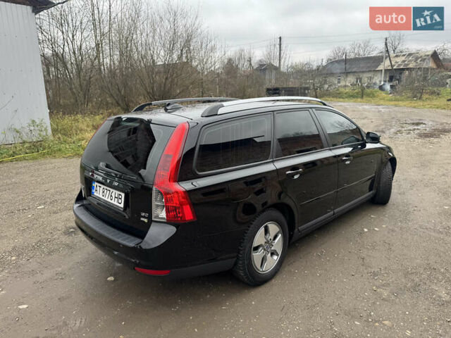 Черный Вольво В50, объемом двигателя 1.56 л и пробегом 213 тыс. км за 6599 $, фото 5 на Automoto.ua