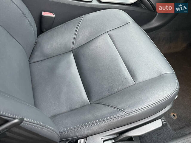 Черный Вольво В50, объемом двигателя 1.8 л и пробегом 189 тыс. км за 6950 $, фото 28 на Automoto.ua