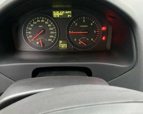 Черный Вольво В50, объемом двигателя 2 л и пробегом 245 тыс. км за 8300 $, фото 7 на Automoto.ua