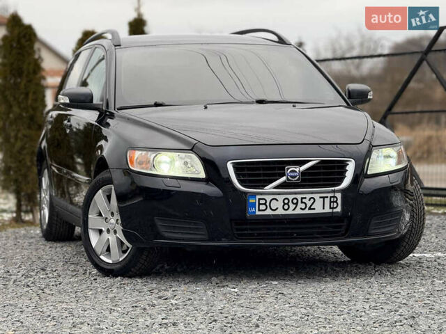 Чорний Вольво V50, об'ємом двигуна 1.98 л та пробігом 260 тис. км за 7150 $, фото 3 на Automoto.ua