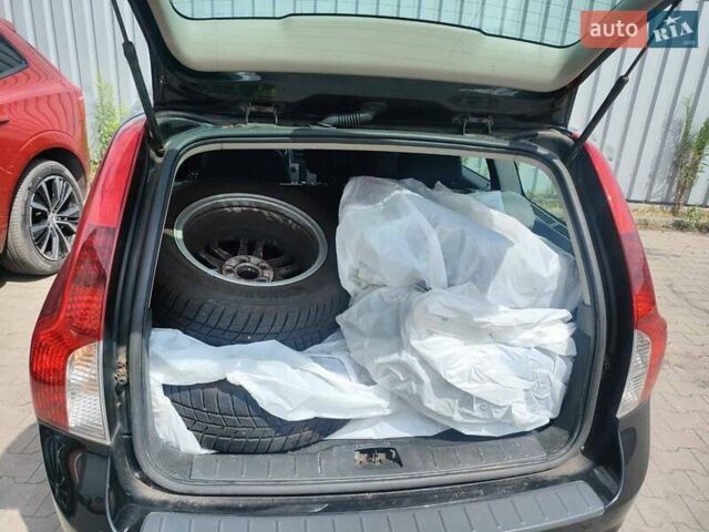 Вольво В50 2009 в Киеве на Automoto.ua Черный Вольво В50, объемом двигателя 1.56 л и пробегом 231 тыс. км за 7400 $, фото 6 на Automoto.ua