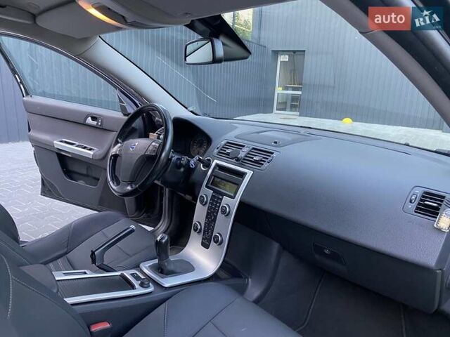 Чорний Вольво V50, об'ємом двигуна 1.56 л та пробігом 235 тис. км за 6990 $, фото 20 на Automoto.ua