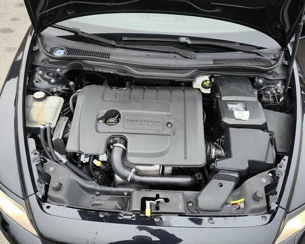 Черный Вольво В50, объемом двигателя 1.56 л и пробегом 190 тыс. км за 5550 $, фото 30 на Automoto.ua