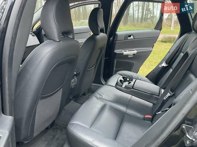 Черный Вольво В50, объемом двигателя 1.8 л и пробегом 189 тыс. км за 6950 $, фото 46 на Automoto.ua