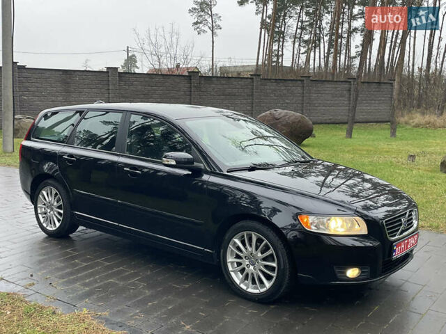 Черный Вольво В50, объемом двигателя 1.8 л и пробегом 189 тыс. км за 6950 $, фото 5 на Automoto.ua
