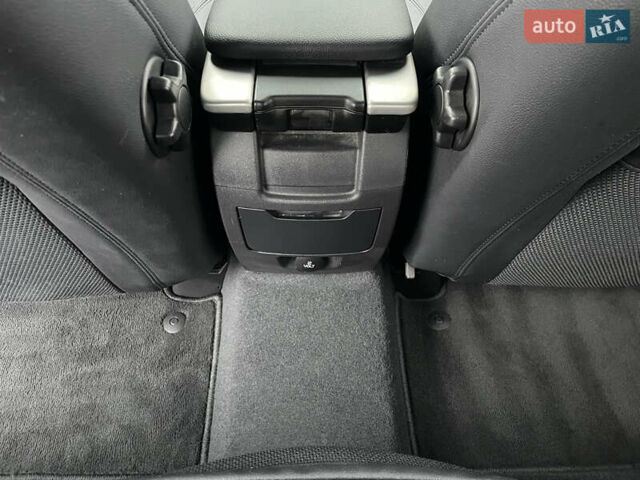 Черный Вольво В50, объемом двигателя 1.8 л и пробегом 189 тыс. км за 6950 $, фото 40 на Automoto.ua