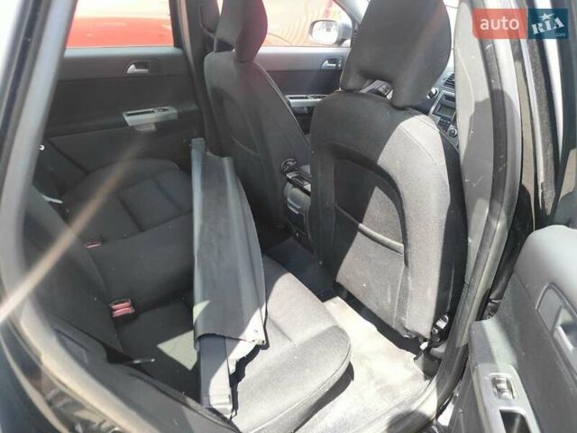Вольво В50 2009 в Киеве на Automoto.ua Черный Вольво В50, объемом двигателя 1.56 л и пробегом 231 тыс. км за 7400 $, фото 4 на Automoto.ua