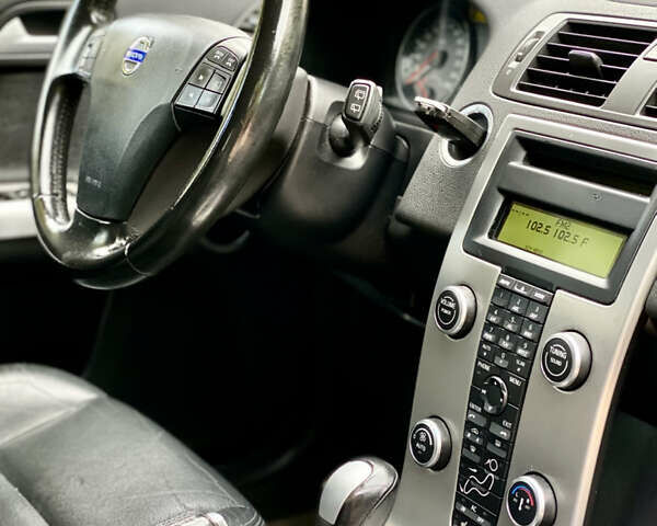 Чорний Вольво V50, об'ємом двигуна 2 л та пробігом 270 тис. км за 7200 $, фото 21 на Automoto.ua