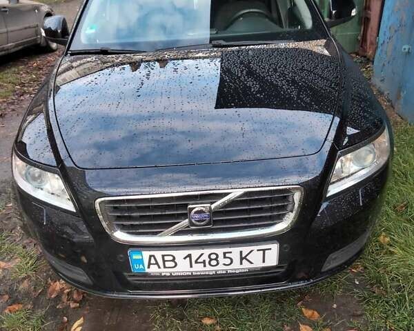 Чорний Вольво V50, об'ємом двигуна 1.6 л та пробігом 260 тис. км за 7300 $, фото 2 на Automoto.ua