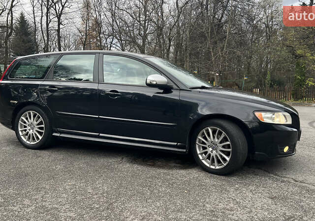 Чорний Вольво V50, об'ємом двигуна 1.56 л та пробігом 205 тис. км за 6800 $, фото 9 на Automoto.ua