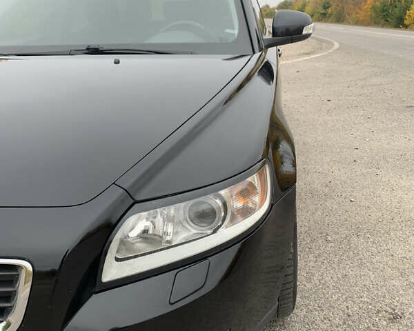 Вольво В50 2009 в Новониколаевке на Automoto.ua Черный Вольво В50, объемом двигателя 1.56 л и пробегом 246 тыс. км за 6500 $, фото 32 на Automoto.ua