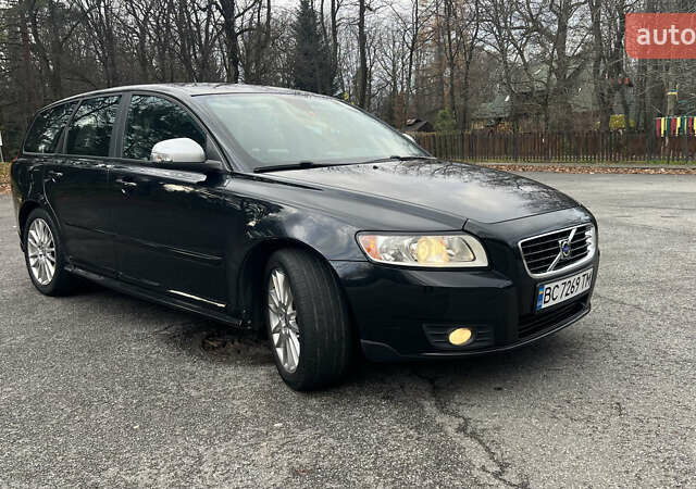 Чорний Вольво V50, об'ємом двигуна 1.56 л та пробігом 205 тис. км за 6800 $, фото 10 на Automoto.ua
