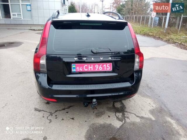 Черный Вольво В50, объемом двигателя 1.6 л и пробегом 262 тыс. км за 5700 $, фото 3 на Automoto.ua