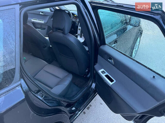 Черный Вольво В50, объемом двигателя 1.6 л и пробегом 230 тыс. км за 5500 $, фото 19 на Automoto.ua