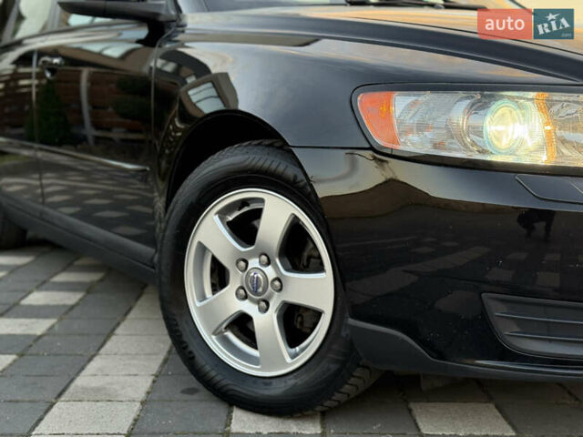 Чорний Вольво V50, об'ємом двигуна 1.6 л та пробігом 225 тис. км за 6899 $, фото 43 на Automoto.ua
